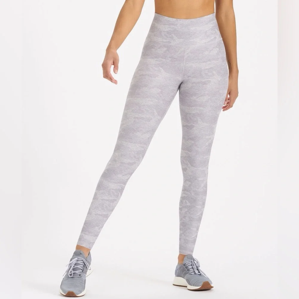 Vuori Clean Elevation Legging - Pale Heather Camo - Women's Small Regular